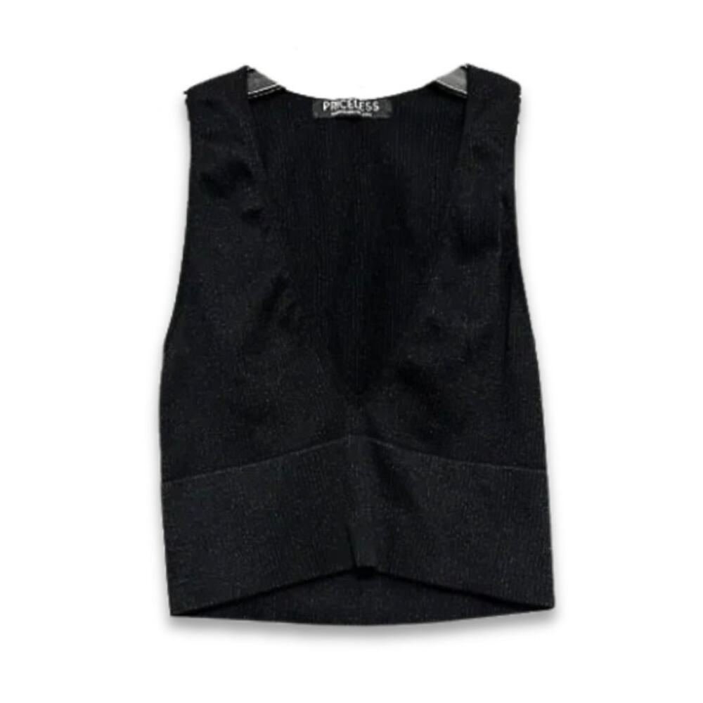 Priceless Crop Top Ribbed Texture V-Neckline Sleeveless Form Fitting Black W S/M